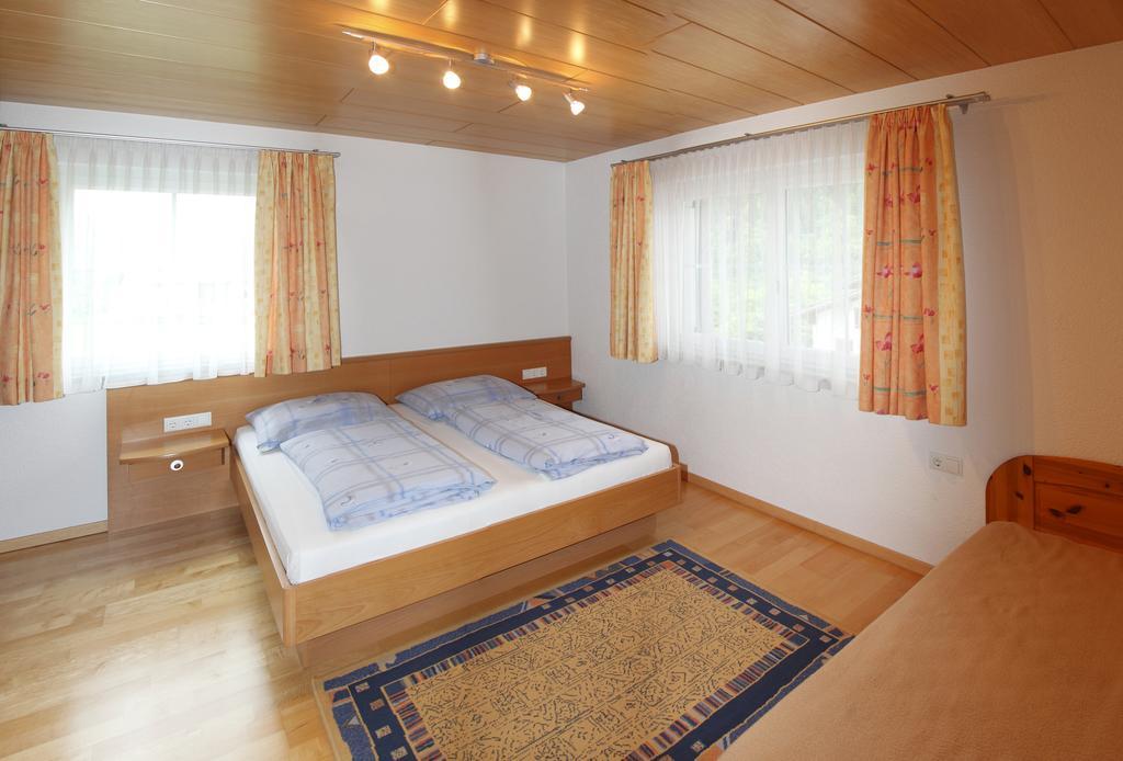 Haus Muntschnei Leilighet Sankt Gallenkirch Rom bilde